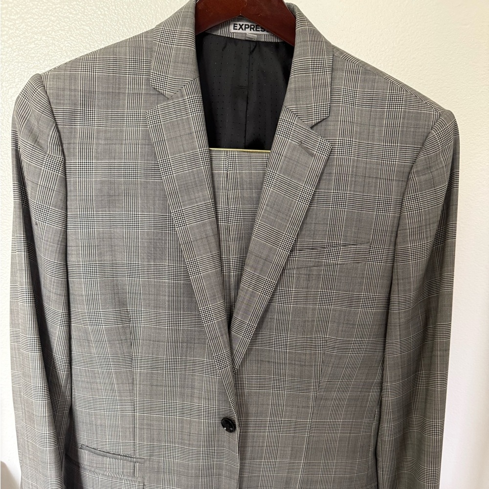 Express Men’s Fitted Suit